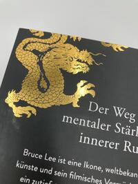 Innenansicht des Buches „Be Water, My Friend“