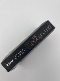 Innenansicht des Buches „Die Todesbotin“