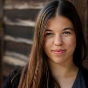 Kira Borchers