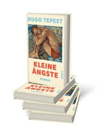 Bücherstapel des Buches „Kleine Ängste“