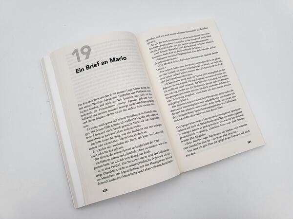 Innenansicht des Buches „Meine Spielzüge“