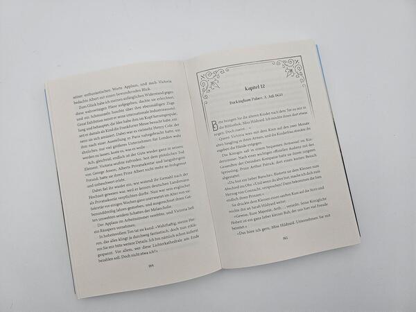 Außenansicht des Buches „Queen Victoria “