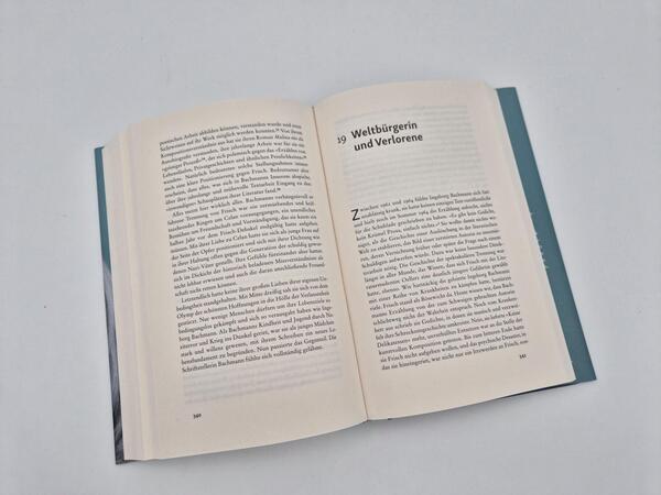 Außenansicht des Buches „„Zwei Menschen sind in mir““