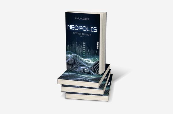 Bücherstapel des Buches „Neopolis – Die Stadt aus Licht“