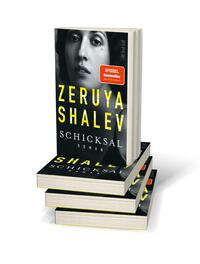 Bücherstapel des Buches „Schicksal “