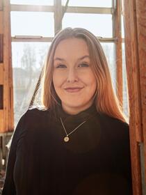 Elisa Stecker