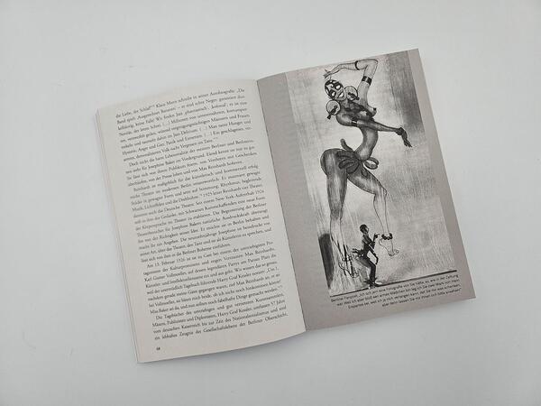 Außenansicht des Buches „Josephine Baker“
