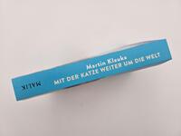 Außenansicht des Buches „Mit der Katze weiter um die Welt“