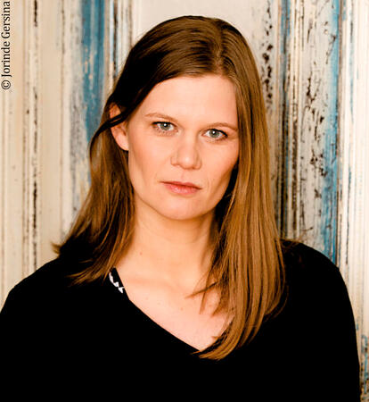 Doppelte Ehrung für Autorin Kerstin Preiwuß