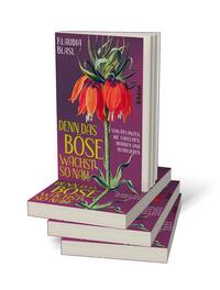 Bücherstapel des Buches „Denn das Böse wächst so nah“