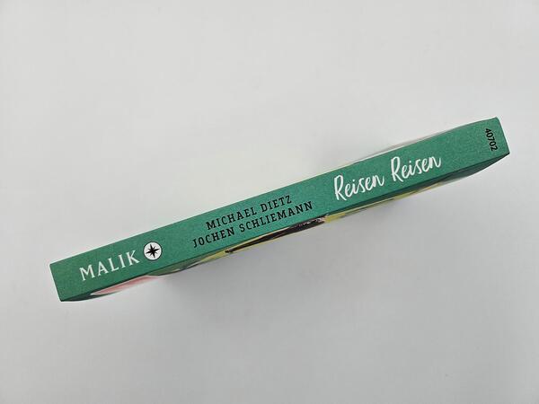 Außenansicht des Buches „Reisen Reisen“