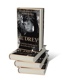 Bücherstapel des Buches „Audrey“