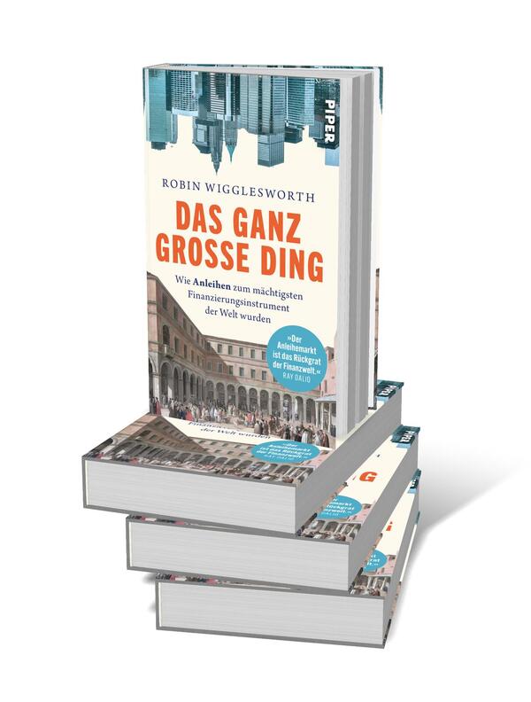 Bücherstapel des Buches „Das ganz große Ding“