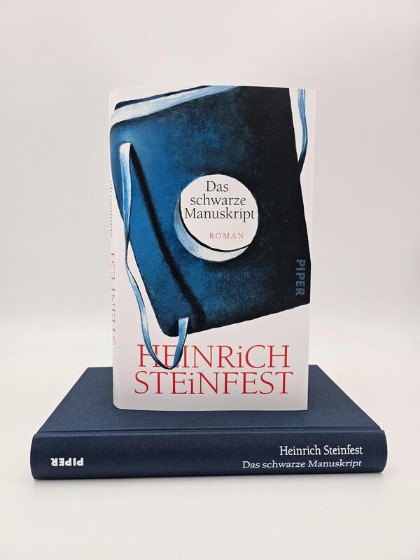 Außenansicht des Buches „Das schwarze Manuskript“