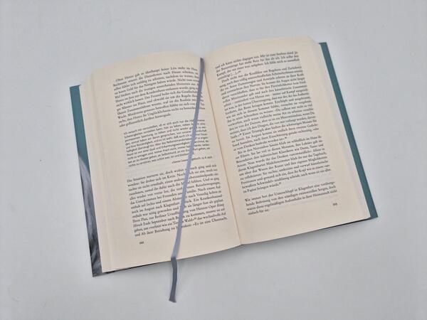 Außenansicht des Buches „„Zwei Menschen sind in mir““