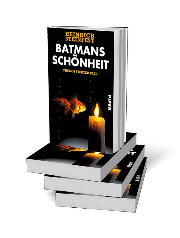 Bücherstapel des Buches „Batmans Schönheit“