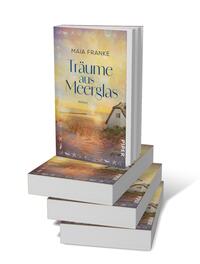 Bücherstapel des Buches „Träume aus Meerglas“