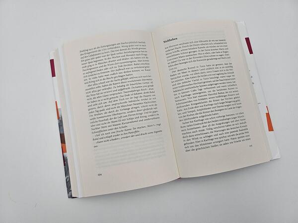 Innenansicht des Buches „Die Frauen der Familie Feuchtwanger“