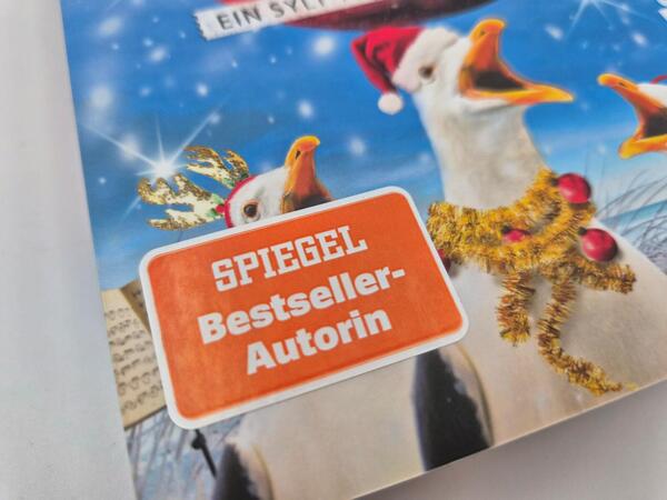 Außenansicht des Buches „Morgen kommt die Weihnachtsfrau“