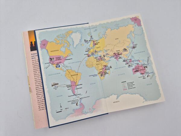 Außenansicht des Buches „The traveling Nanas – Here we go“