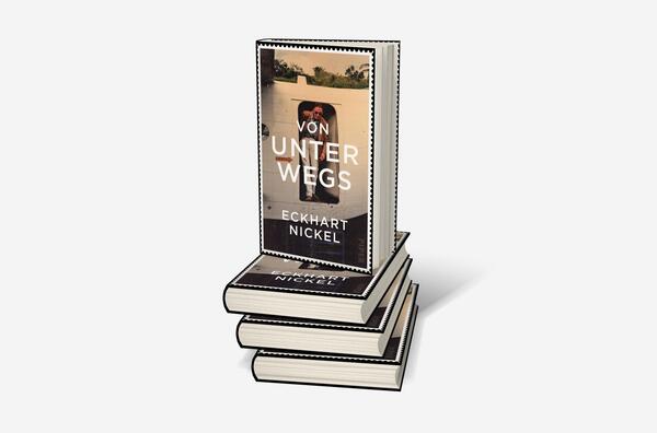 Bücherstapel des Buches „Von unterwegs“
