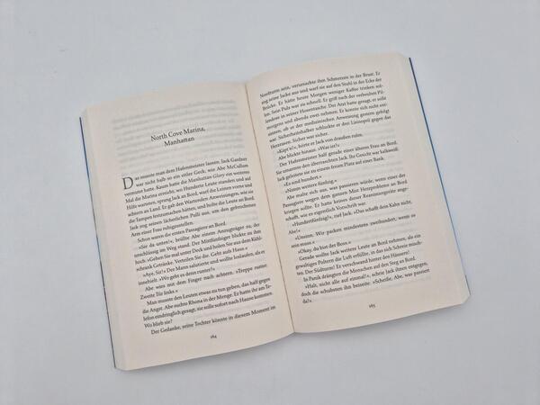 Außenansicht des Buches „Die Helden von Manhattan“