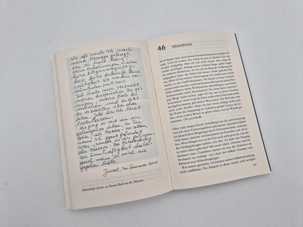 Außenansicht des Buches „Über Leben“