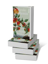 Bücherstapel des Buches „Späte Ernte“