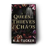 Außenansicht des Buches „A Queen of Thieves & Chaos“