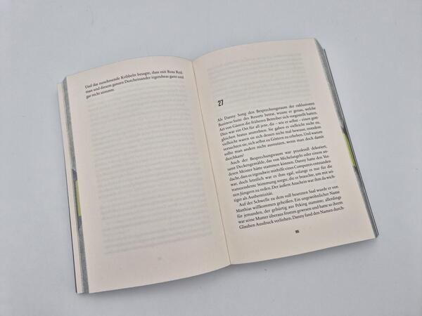 Außenansicht des Buches „Ritualblut“