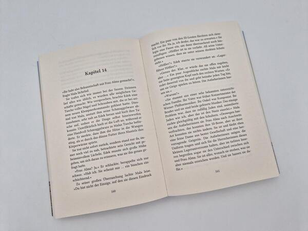 Außenansicht des Buches „Das Mädchen, das aus Auschwitz floh“