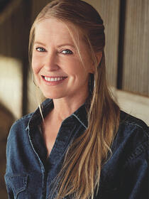Lisa Niemi Swayze