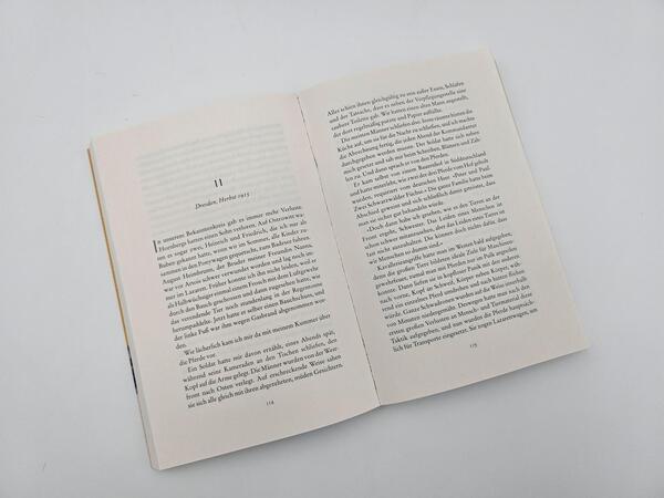 Innenansicht des Buches „Aufbruch der Störche“