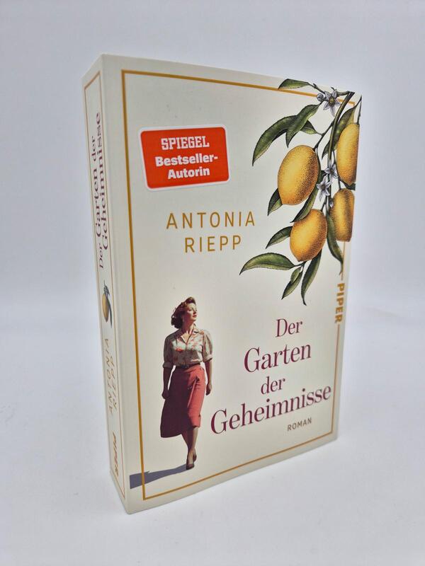 Außenansicht des Buches „Der Garten der Geheimnisse“