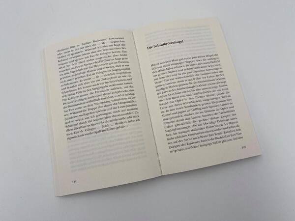 Innenansicht des Buches „Meine Familie und andere Tiere“
