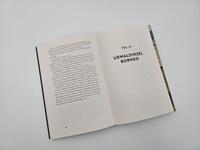 Innenansicht des Buches „Nachtschicht mit Aras“