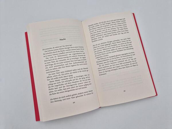 Außenansicht des Buches „Jacky“