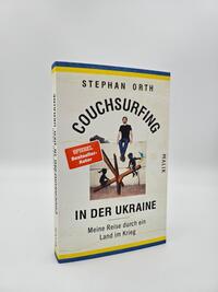 Außenansicht des Buches „Couchsurfing in der Ukraine“