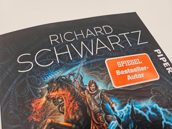 Außenansicht des Buches „Schwarze Wacht“