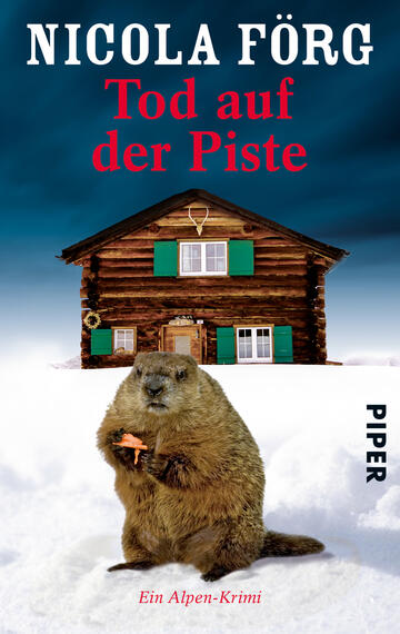 Das Buchcover zeigt eine alpine Holzlaube mit grünen Fensterläden vor einer schneebedeckten Landschaft. Im Vordergrund sitzt ein Murmeltier, das eine Karotte hält. Der Titel „Tod auf der Piste“ ist in leuchtendem Rot platziert und sticht auf dem weißen und blauen Hintergrund hervor. Darunter steht „Ein Alpen-Krimi“ in kleinerer Schrift. Der Verlagsname „PIPER“ ist in einfacher Schrift am rechten Rand des Covers angebracht. Die Atmosphäre vermittelt einen kontrastiven Eindruck von Natur und Kriminalität.