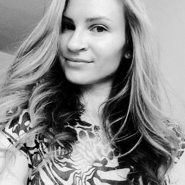 Foto von Ellie Midwood