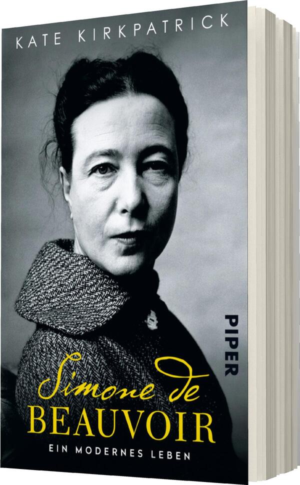 Das Buchcover zeigt ein Portrait von Simone de Beauvoir in Schwarz-Weiß, das ihre ernsthafte Ausstrahlung betont. Sie blickt direkt in die Kamera, umgeben von einem neutralen, grauen Hintergrund. Der Titel „Simone de Beauvoir“ in gelber Schrift steht prominent im unteren Teil, gefolgt von dem Untertitel „Ein modernes Leben“ in kleinerer, schwarzer Schrift. Am oberen Rand ist der Name der Autorin, Kate Kirkpatrick, platziert. Das Cover vermittelt eine intellectualisierte und respektvolle Atmosphäre.