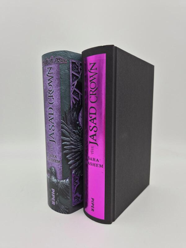 Außenansicht des Buches „The Jasad Crown“