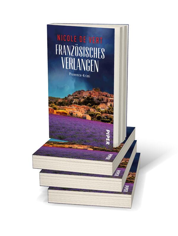 Bücherstapel des Buches „Französisches Verlangen“