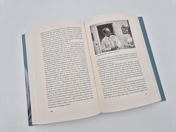 Außenansicht des Buches „„Zwei Menschen sind in mir““