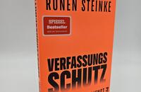 Außenansicht des Buches „Verfassungsschutz“