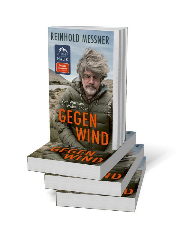Bücherstapel des Buches „Gegenwind“