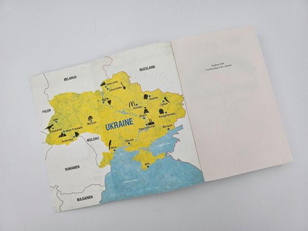 Außenansicht des Buches „Couchsurfing in der Ukraine“