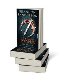Bücherstapel des Buches „Bänder der Trauer“