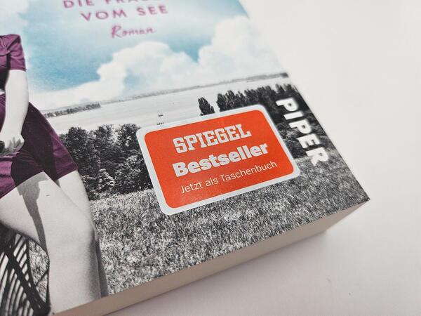 Außenansicht des Buches „Traum vom besseren Leben“